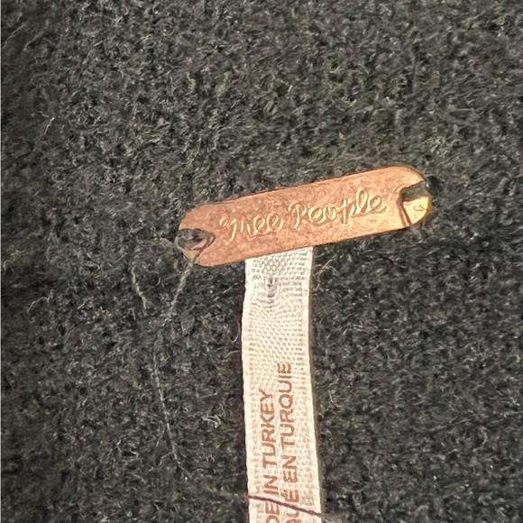 Free People Bubble Crew Neck Pullover Size Small - Picture 14 of 14